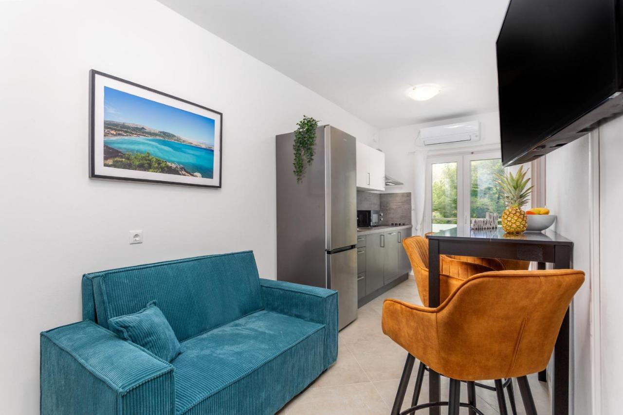 Divine Apartments Baska  Exterior photo