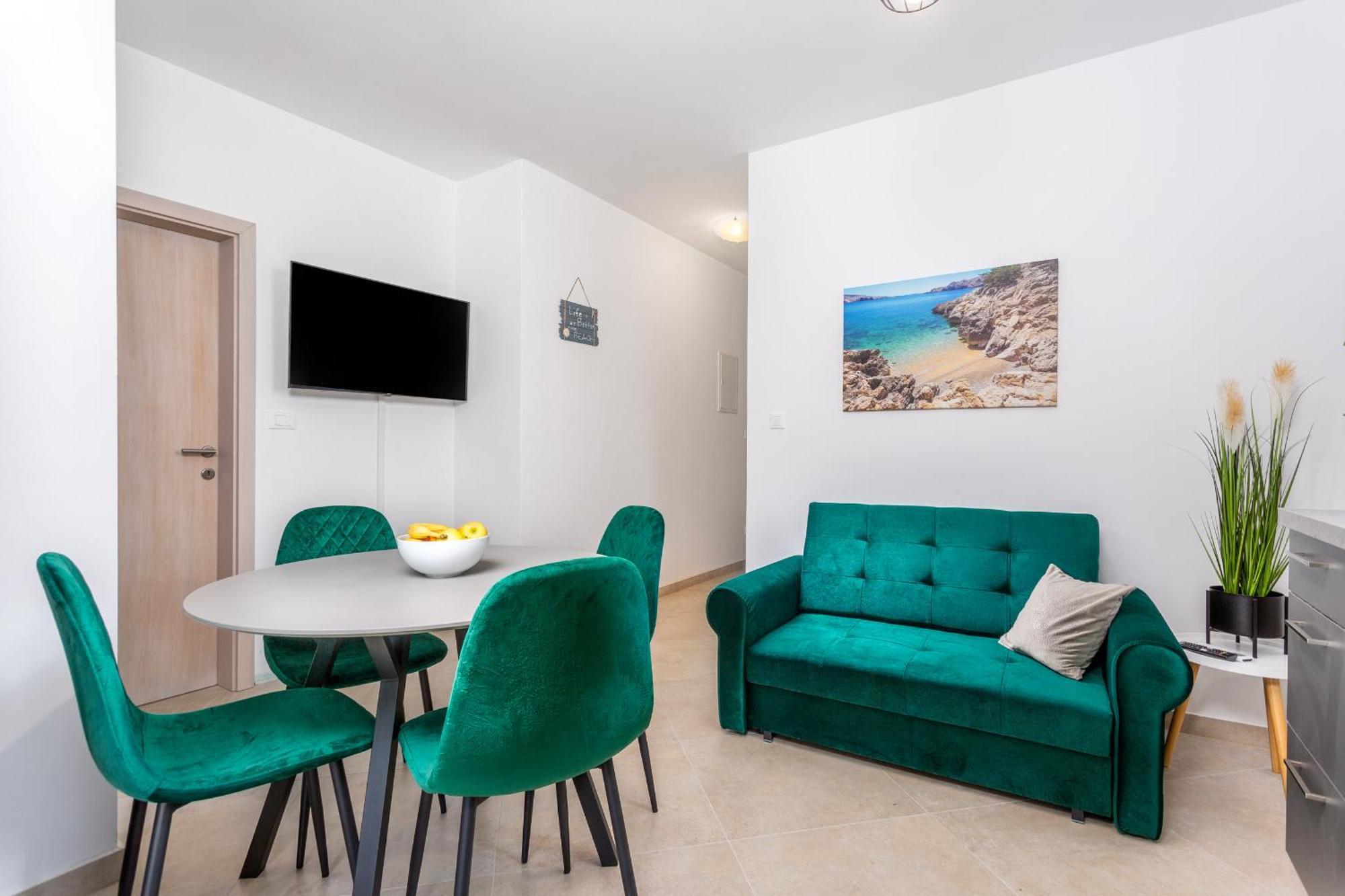 Divine Apartments Baska  Exterior photo