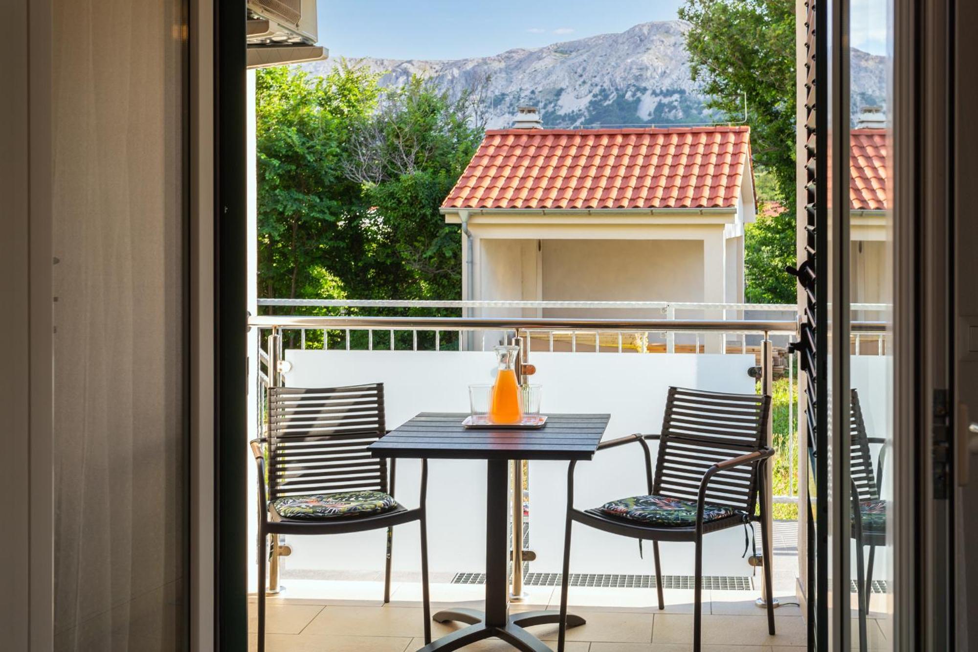Divine Apartments Baska  Exterior photo