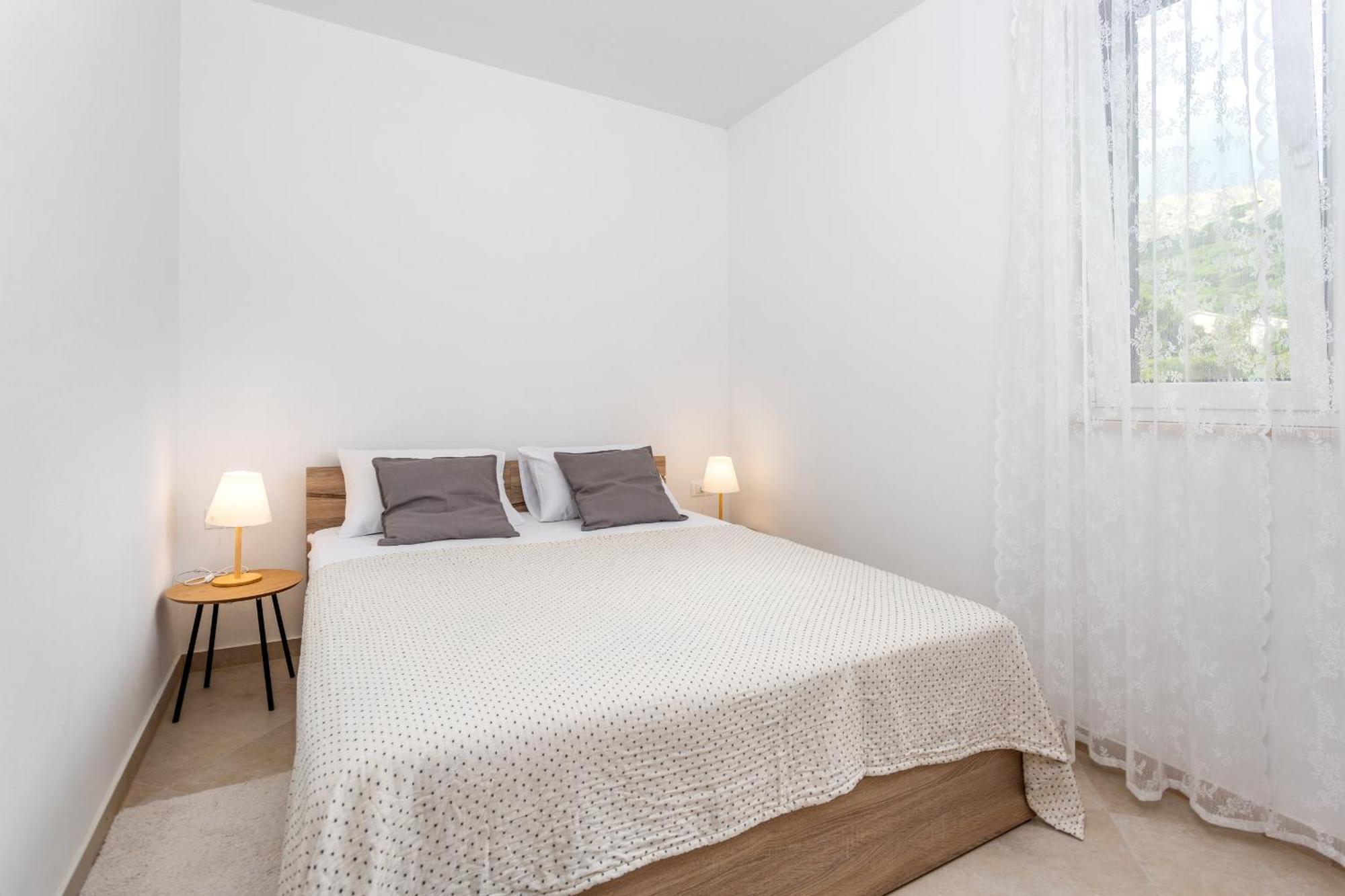 Divine Apartments Baska  Exterior photo